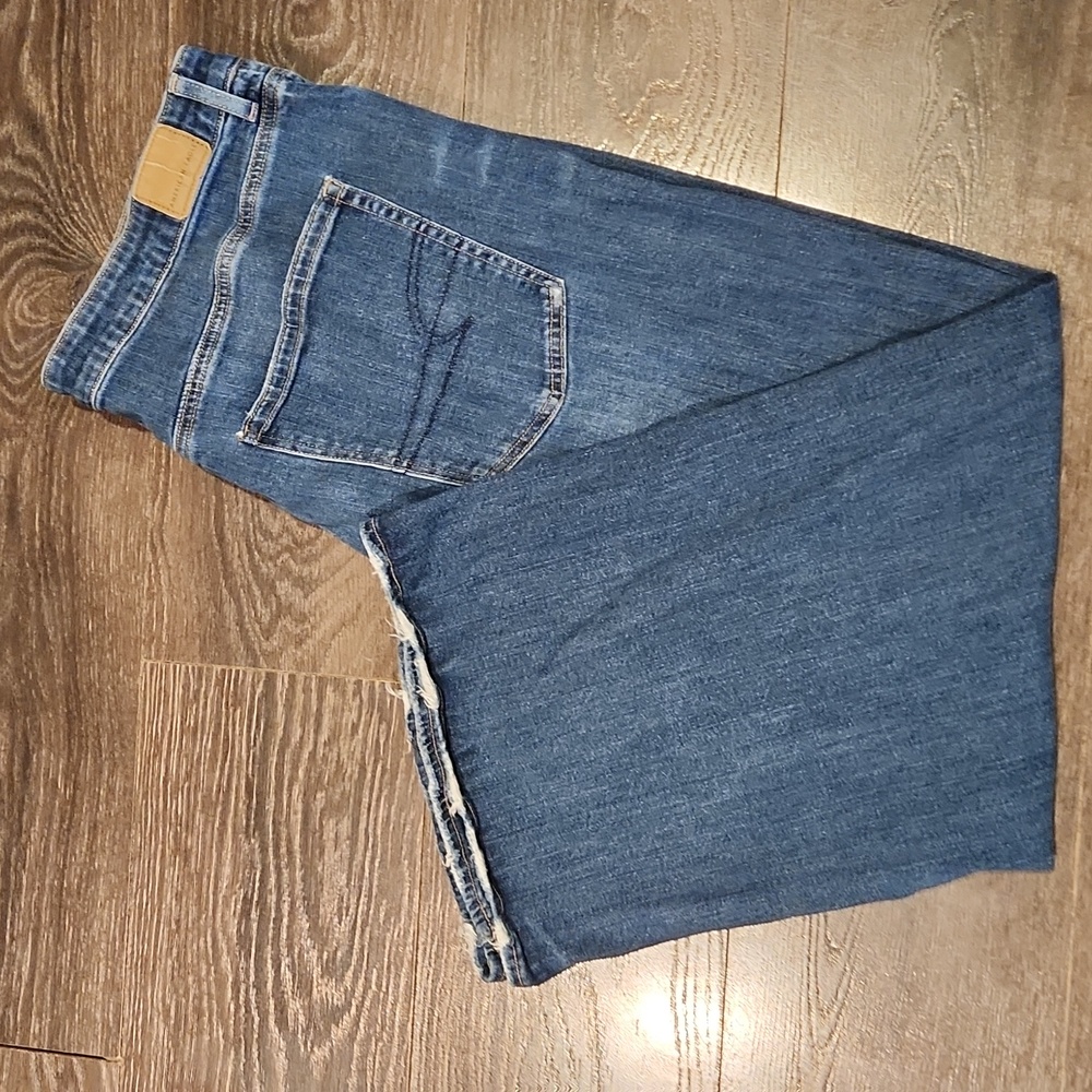 American Eagle Outfitters Medium Blue Flared Jeans - Picture 4 of 10